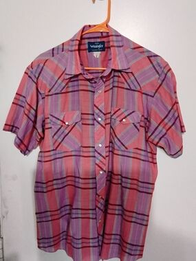 Wrangler Pink and Purple Plaid Short-Sleeve Button-Down Shirt